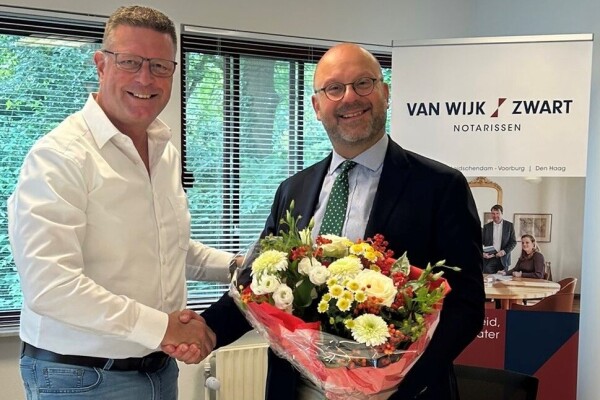 van Wijk en Zwart notarissen partner WZR